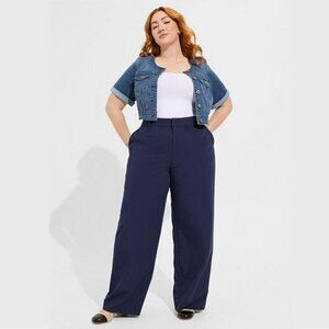 Torrid - 24 Short, Wide Leg City Twill High Rise Pant in Peacoat Navy Blue​​​​​